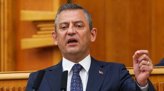 Özel'den CHP kurultay davasının ertelenmesine tepki