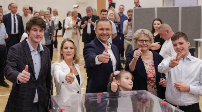 Polonya'da cumhurbaşkanlığı seçimlerini Karol Nawrocki kazandı