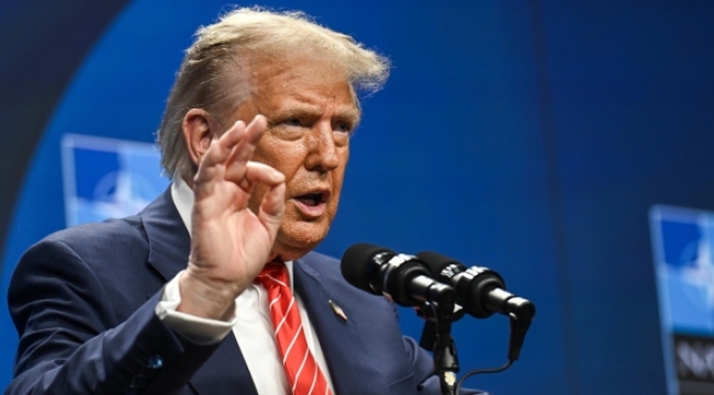 Trump: "İran'ın nükleer tesislerinden hiçbir şey çıkarılmadı"