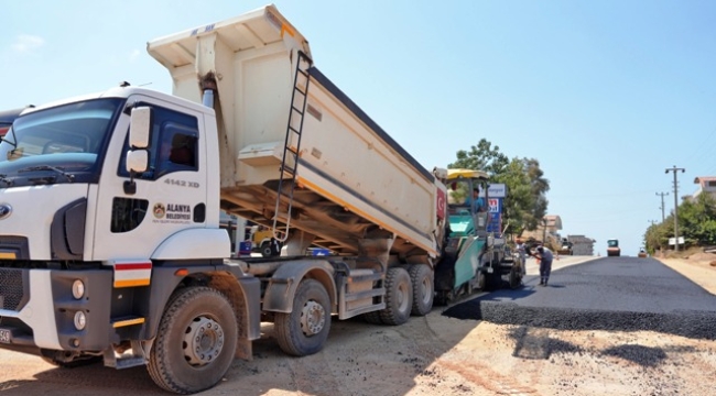 Alanya Belediyesi'nden sıcak asfalt seferberliği