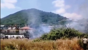 Alanya'da çalılık alanda çıkan yangın söndürüldü