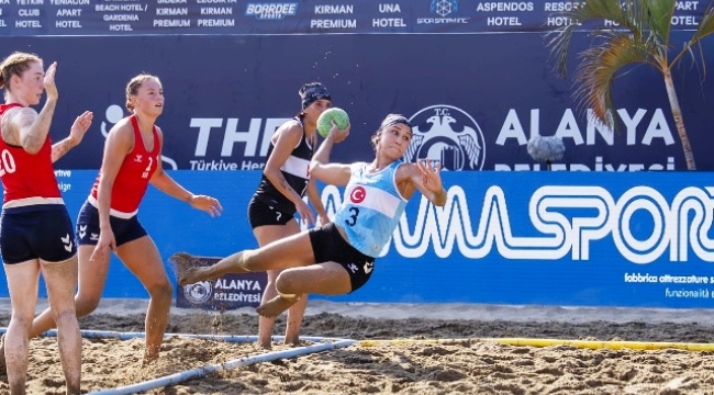 Alanya'da EHF 2025 Avrupa Plaj Hentbol Şampiyonası başladı