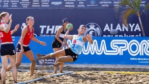 Alanya'da EHF 2025 Avrupa Plaj Hentbol Şampiyonası başladı