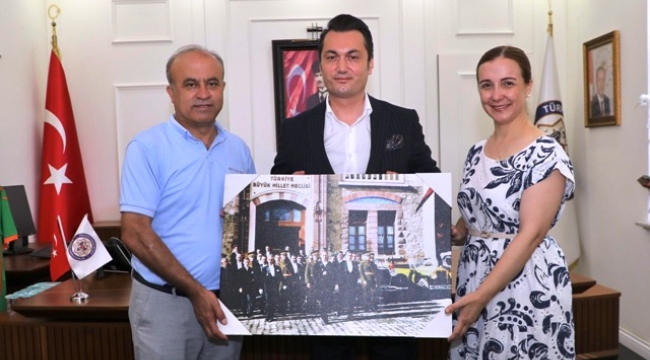 Alanya Muhtarlar Derneği'nden Öztürk'e hayırlı olsun ziyareti