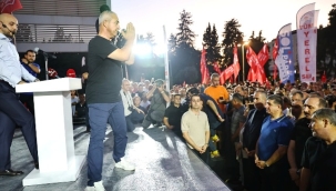 Başkan Özçelik'ten Muhittin Böcek'e destek: Herkesin başkanı yanındayız