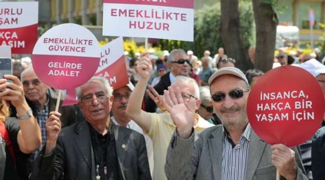 En düşük emekli aylığını 16 bin 881 TL'ye çıkaran teklif kabul edildi ve yasalaştı