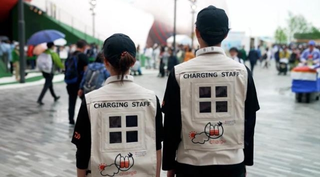 Japonya'daki Expo 2025 fuarında,Giyilebilir güneş panelleri tanıtıldı 