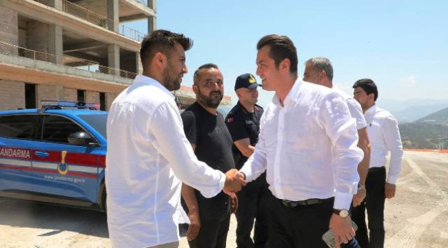 Kaymakam Öztürk ilçedeki sağlık yatırımlarını yerinde inceledi