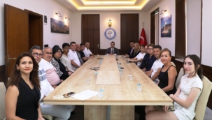 Kaymakam Öztürk, LGS şampiyonlarını ağırladı