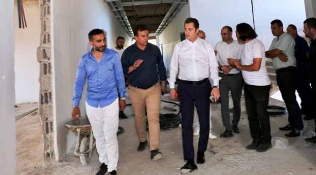 Kaymakam Öztürk, Müveddet Babaoğlu Ortaokulu inşaatını inceledi