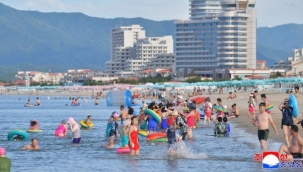 Kuzey Kore'nin yeni tatil kompleksi yerli ziyaretçileri kabul etmeye başladı
