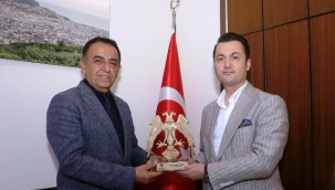 MHP Alanya'dan Kaymakam Öztürk'e ziyaret