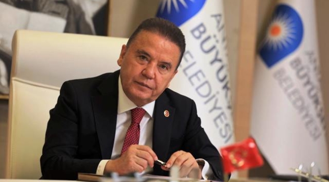 Muhittin Böcek'ten yeni mesaj var: Milletin parasını millete harcamaktan başka yol bilmeyiz