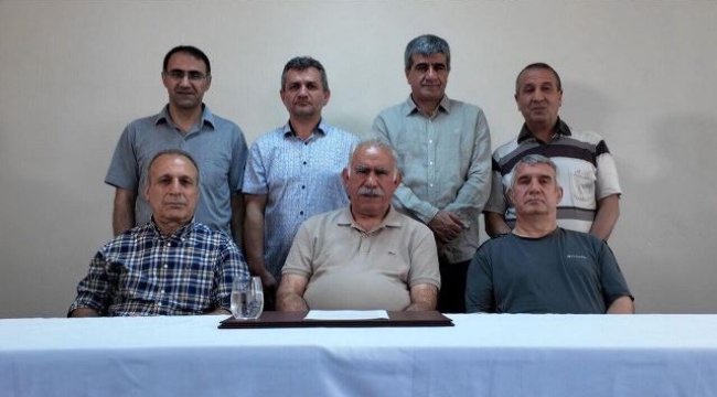 Teröristbaşı Öcalan'dan PKK'ya 'silahları bırakın' çağrısı! .
