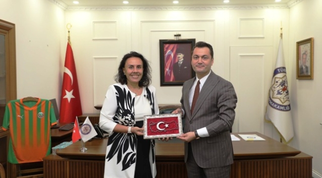 Yeni Başhekim Karakuş'tan Kaymakam Öztürk'e ziyaret