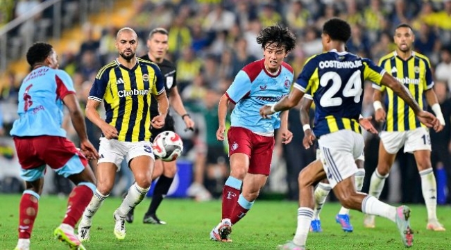 Evinde Feyenoord'u yıktı! Fenerbahçe, 5 golle play-off turunda