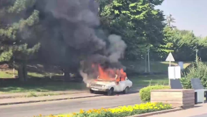 Komisyon toplantısı öncesi TBMM önünde 'beyaz Toros' yakıldı: Sürücü gözaltında