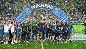 Paris Saint-Germain, Süper Kupa'yı ilk kez müzesine götürdü
