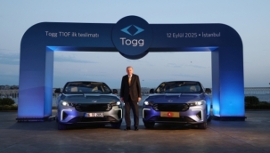 Cumhurbaşkanı Recep Tayyip Erdoğan'a, Togg'un yeni satışa çıkan modeli T10F hediye edildi.