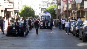 İzmir'de polis merkezine silahlı saldırı: 2 şehit