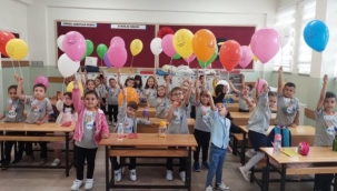 Okullarda ilk zil 'uyum' için çaldı