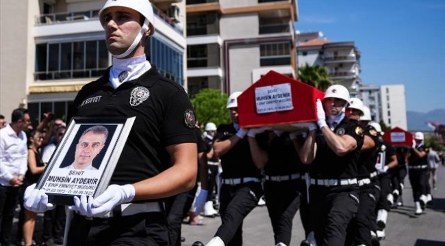 Şehit polislerimiz İzmir'de son yolculuğuna uğurlandı