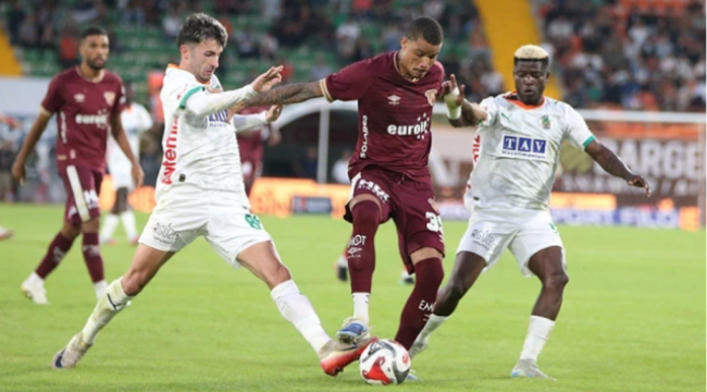 Alanya'da seri bitiren galibiyet: Göztepe mağlubiyetle tanıştı 