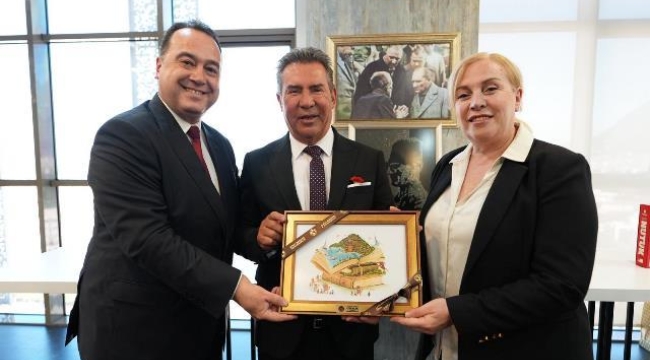 ALANYA KENT KONSEYİ TÜRKİYE KENT KONSEYLERİ PLATFORMU TOPLANTISINDA