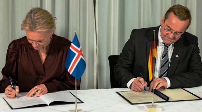 Almanya ve İzlanda'dan Rusya'ya karşı iş birliği: İzlanda'da askeri üs kuruyor