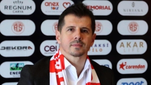 Antalyaspor Teknik Direktörü Emre Belözoğlu, görevinden istifa etti