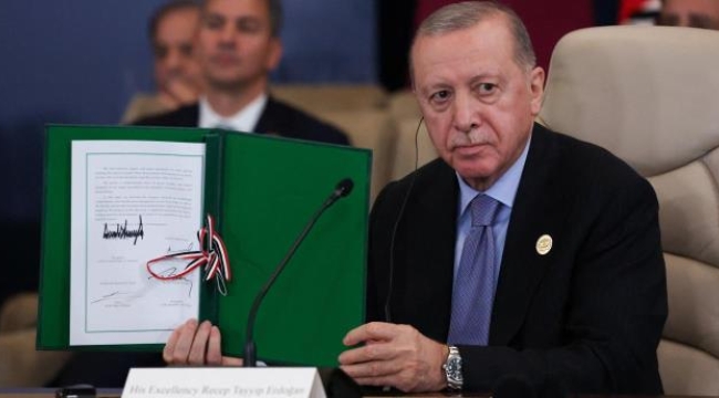 Cumhurbaşkanı Erdoğan "Şarm el-Şeyh Anlaşması"nın imza törenine katıldı