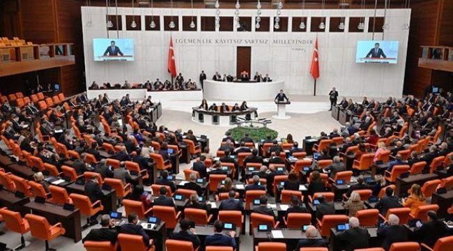 İsrail'in Özgürlük Filosu'na saldırısına ilişkin "Meclis Başkanlığı Tezkeresi" oy birliğiyle kabul edildi