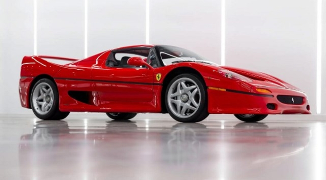 'T' plakalı lüks araçlar mercek altında: Maliye vergisiz Ferrarilerin peşine düştü