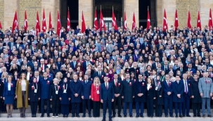 81 ilden gelen öğretmenler Anıtkabir'i ziyaret etti