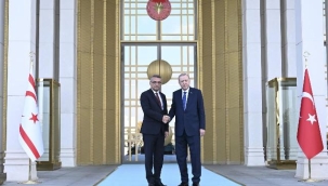 Cumhurbaşkanı Erdoğan, KKTC Cumhurbaşkanı Erhürman'ı resmi törenle karşıladı