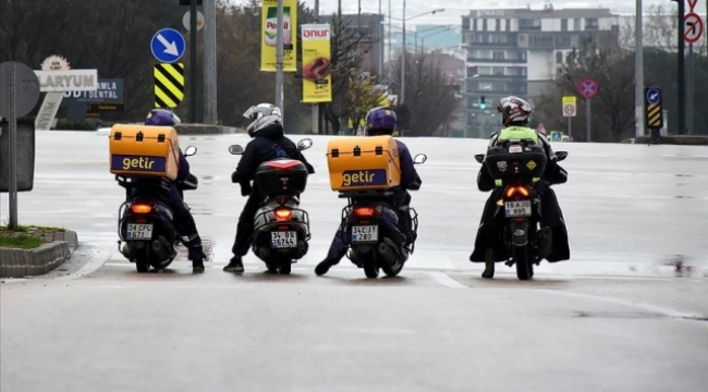 Dışarıdan yemek siparişleri zehirlenme korkusuyla bıçak gibi kesildi: Esnaf ve kuryeler isyan etti
