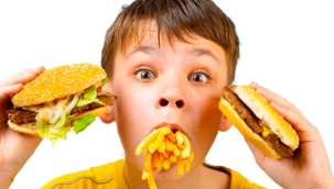 Gençlerde bağırsak kanseri vakaları yükselişte: Yeni araştırma 'ultra işlenmiş gıdaları' işaret etti