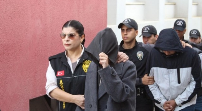 Müteahhitleri 19 milyon lira dolandıran şebeke çökertildi: 23 ilde dev operasyon