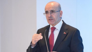 Şimşek'ten vergi ve harç açıklaması: Güncellemenin yeniden değerleme oranından daha düşük oranda yapılması gündemimizde