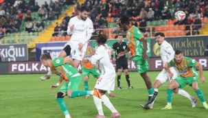 Trendyol Süper Lig: Alanyaspor: 0 - Antalyaspor: 0