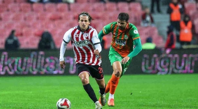 Trendyol Süper Lig: Samsunspor: 1 - Alanyaspor: 1