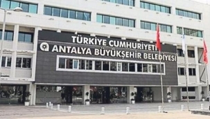 Antalya Büyükşehir'e operasyon: Çok sayıda gözaltı var
