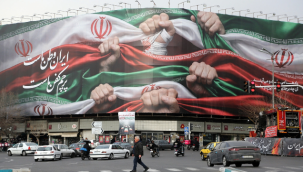 Tahran Büyükelçiliği'nden İran'da bulunan Türk vatandaşlarına dikkatli olmaları çağrısı