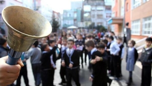 Ara tatil sona erdi, okullarda ders zili yeniden çaldı