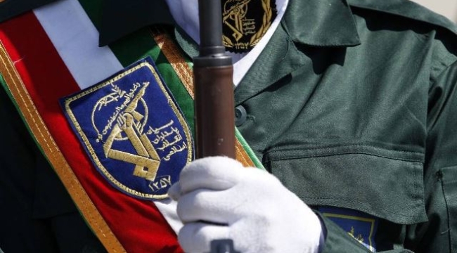 İran Devrim Muhafızları Ordusu: İsrail ABD büyükelçiliklerini kovan ülkeler Hürmüz Boğazı'ndan geçebilir