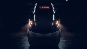 Türkiye'nin ilk milli elektrikli hızlı treni raylara iniyor