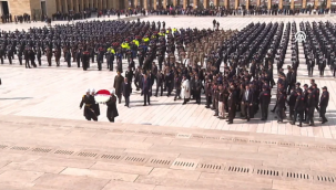 Emniyet teşkilatından Anıtkabir'e "181. yıl" ziyareti