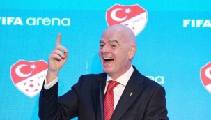 FIFA Başkanı Infantino, çocuklarla birlikte ''Türkiye'' tezahüratına eşlik etti