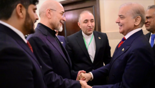 İran heyeti tren ve kara yoluyla Tahran'a geçti