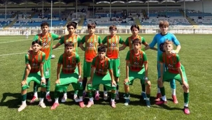 Alanyaspor U13 Takımı, rakibi Antalyaspor'u 3 - 1 mağlup etti
